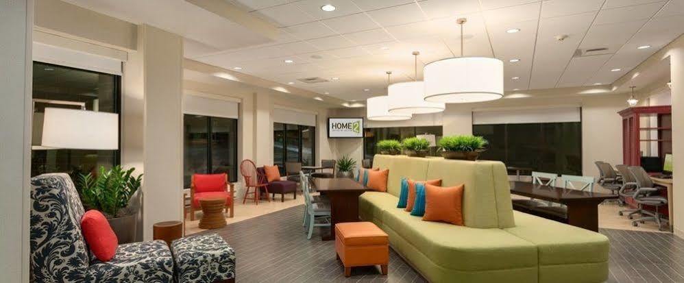 Home2 Suites By Hilton Tampa Usf Near Busch Gardens Exterior photo